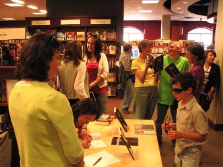 موقع الكتابة الثقافي eman mersal